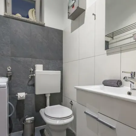 Marna Apartamento Makarska
